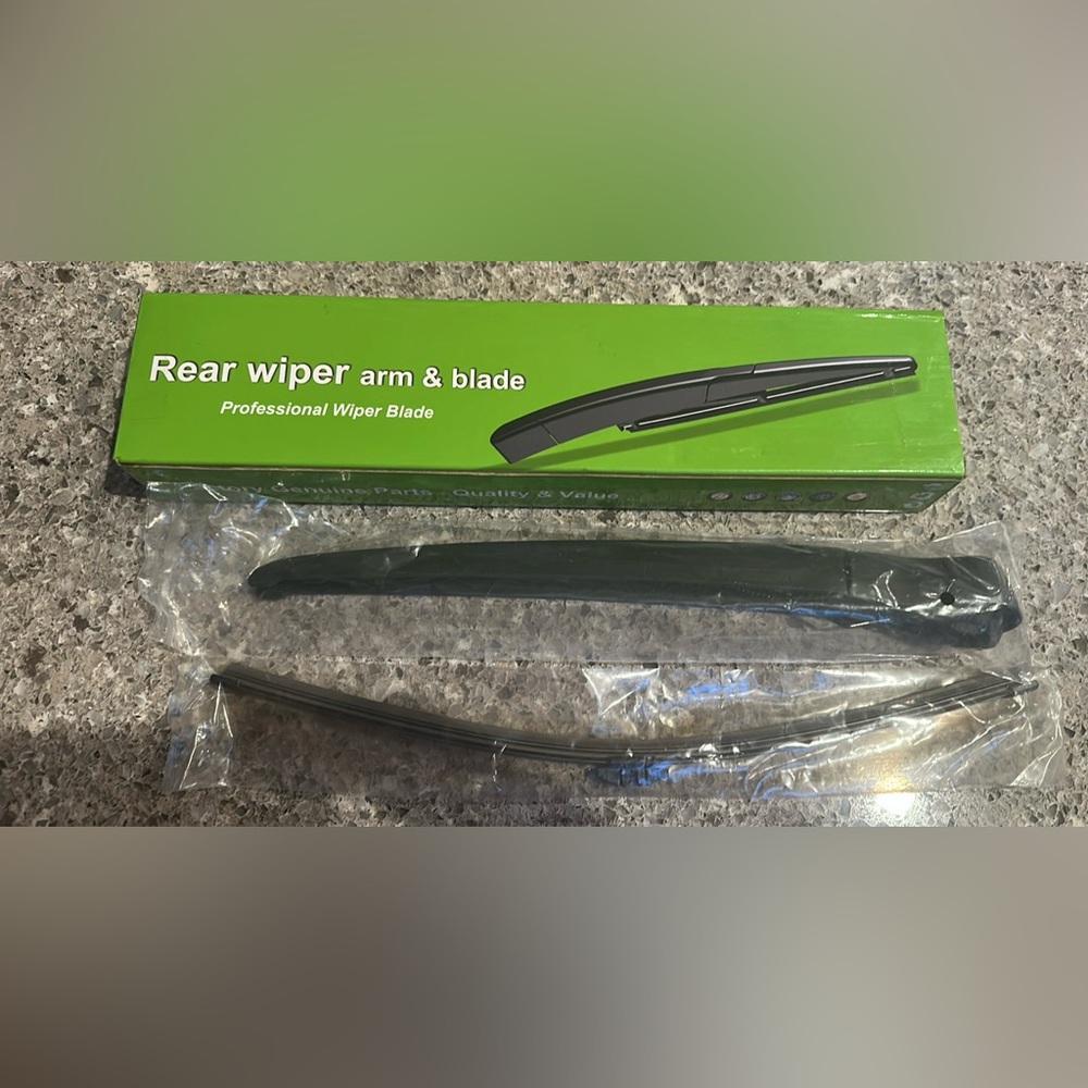 Rear Wiper Arm and Blade